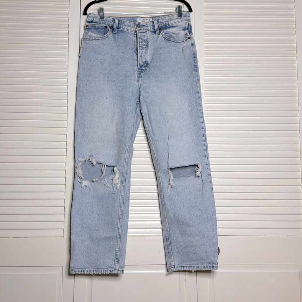 Abercrombie And Fitch The Dad High Rise Jeans